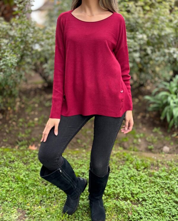 Sweaters BOTONES Rojo - Imagen 2