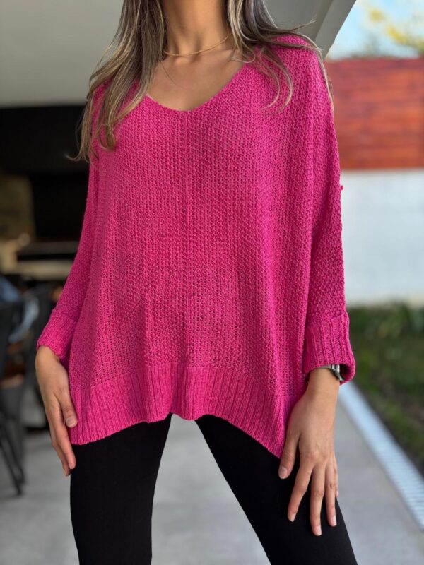 Sweater CLAU Fucsia - Imagen 2